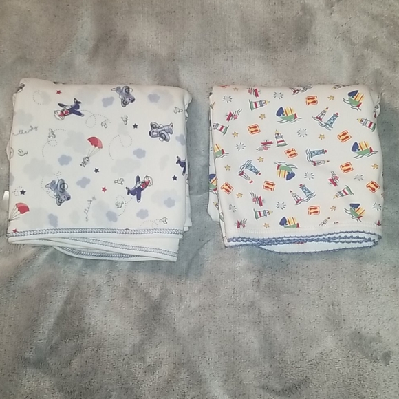 Bundle of 2 Kissy Kissy baby blankets - Picture 2 of 5